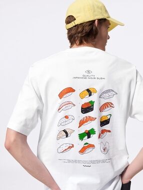 GU Uniqlo Sushi Graphic T-Shirt Japan NWT